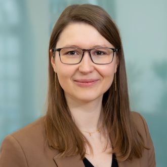 Professor Dr Sabrina Jeworrek