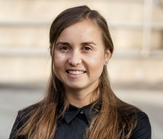 Associate Professor Simone Haeckl